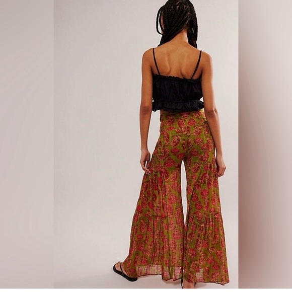 NWT Free People One Good Day WideFloral Wide-Leg Pants in Green and Pink - Picture 3 of 6